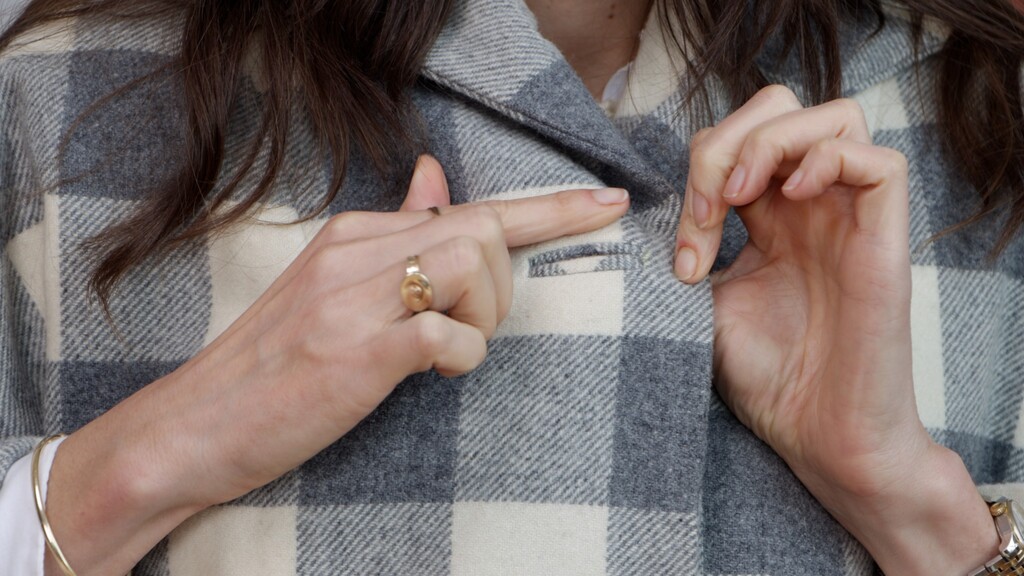 visible bound buttonholes and classic silhouette