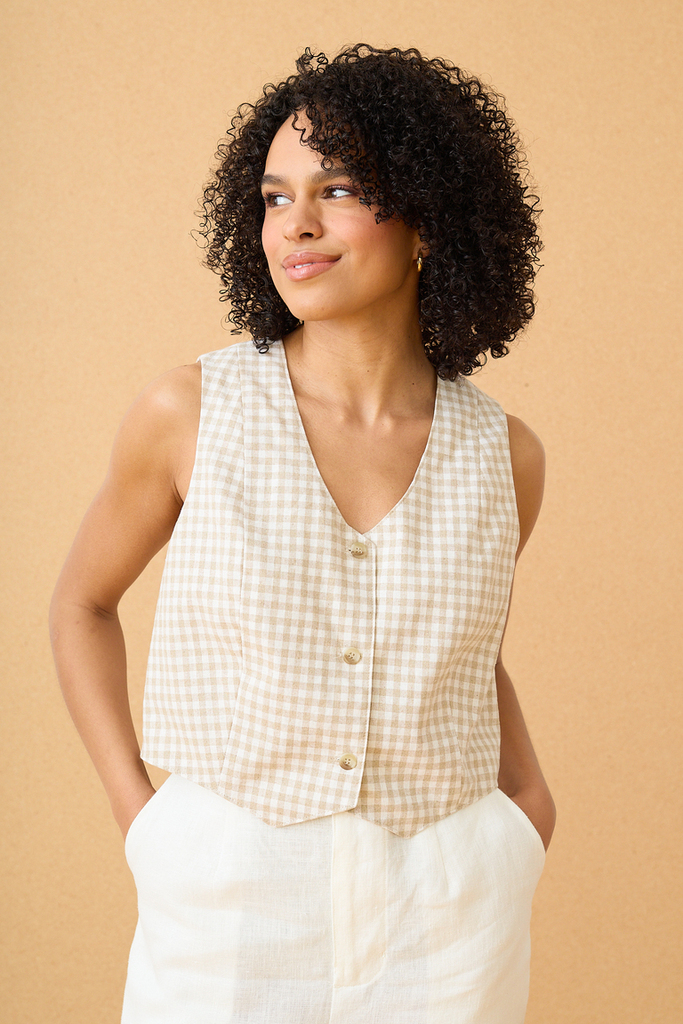 Otto Vest product photo