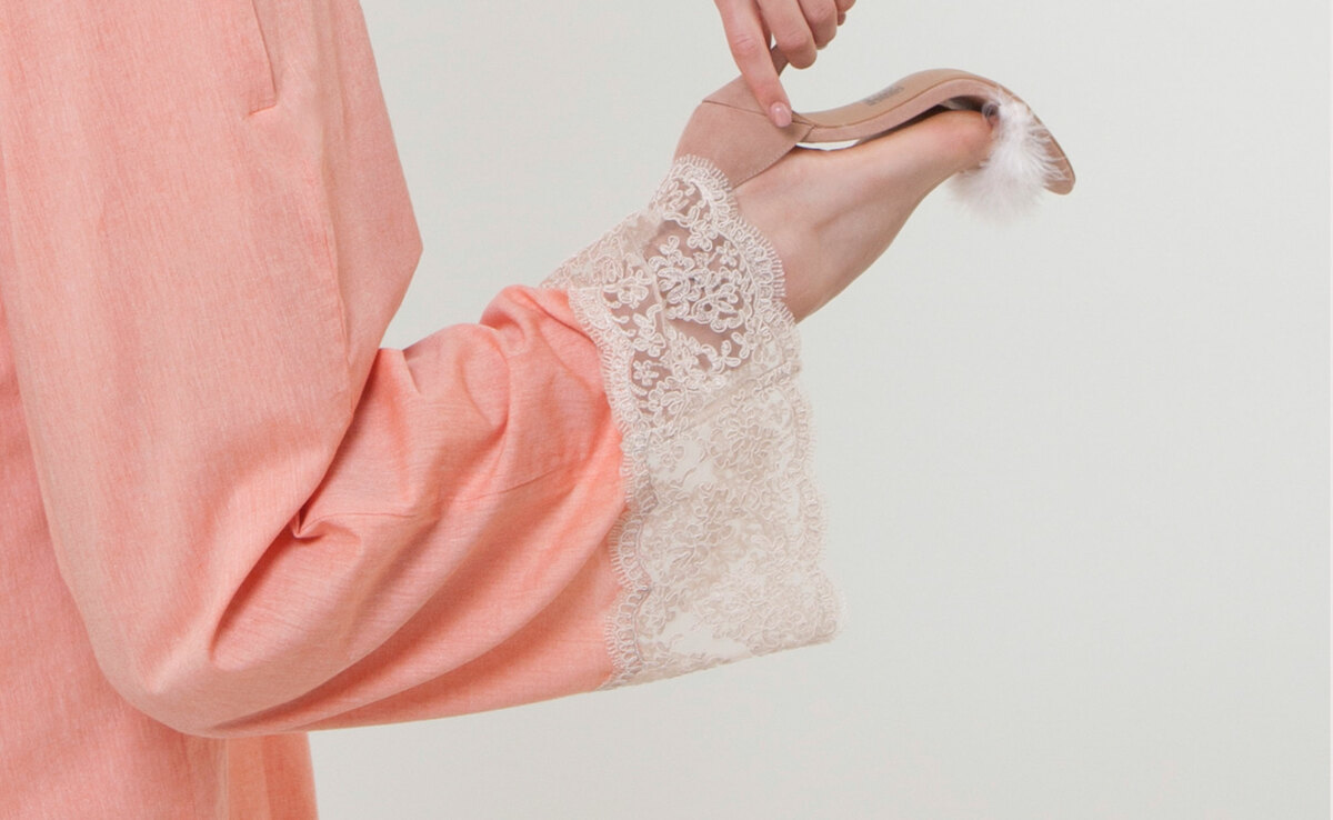 How to Sew a Lace Hem