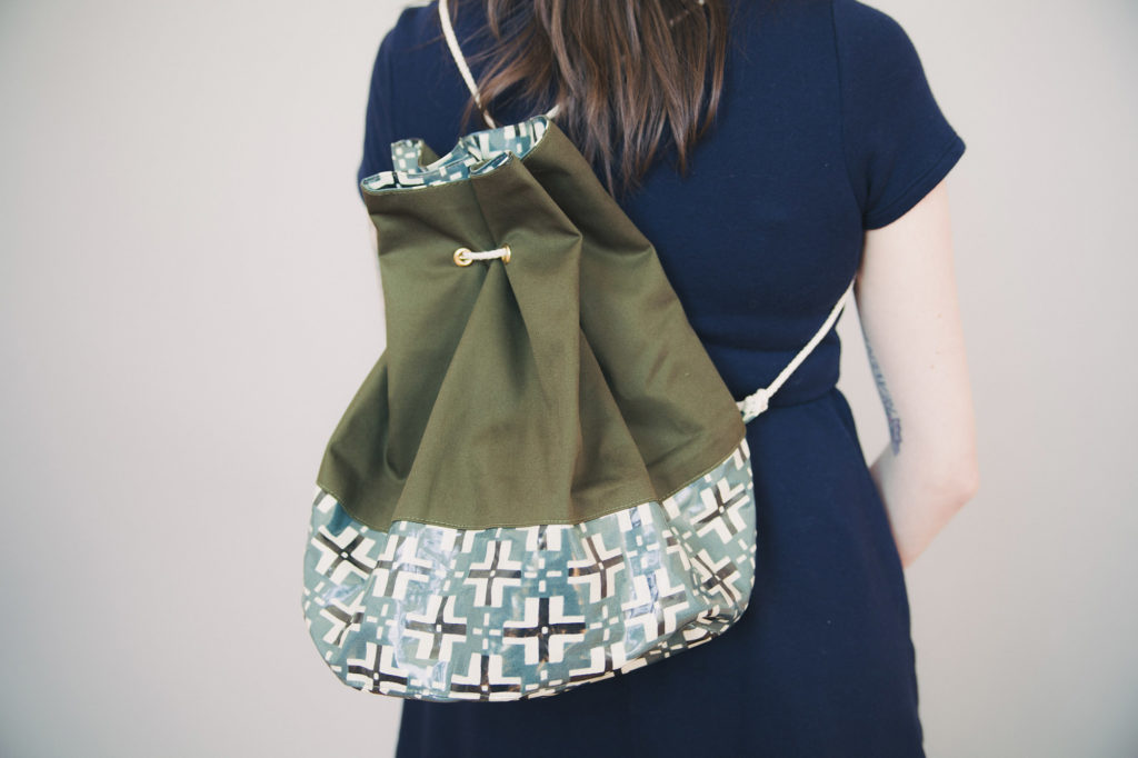 How to Make a Waterproof, Spill-proof Bag