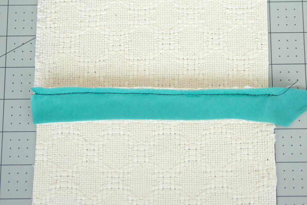 How to Sew a Hong Kong Seam Seamwork Magazine