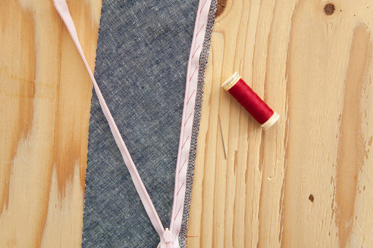 How to Install an Invisible Zipper on the Bias Seamwork Magazine