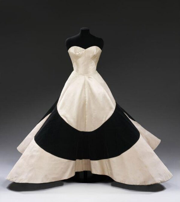 A Pattern Hack Inspired by Charles James