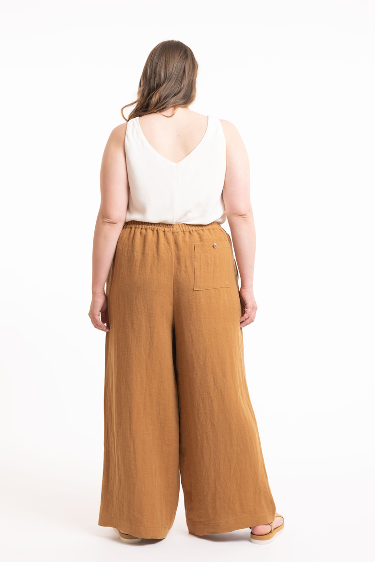 The Kirby Shorts Bonus sewing pattern, from Seamwork