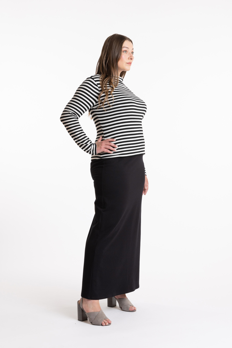 The Greer Skirt Bonus sewing pattern, from Seamwork