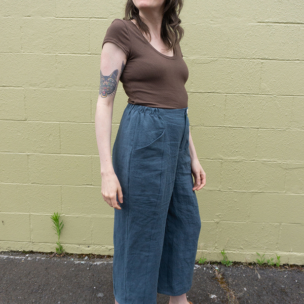 The Dorian Shorts Sewing Pattern, by Seamwork